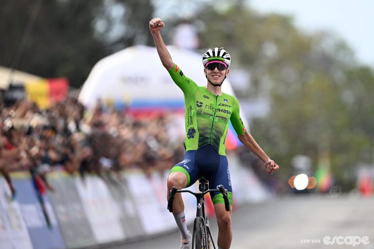 Déjà vu all over again: Pogačar defends his world title in Kigali after 66 km solo