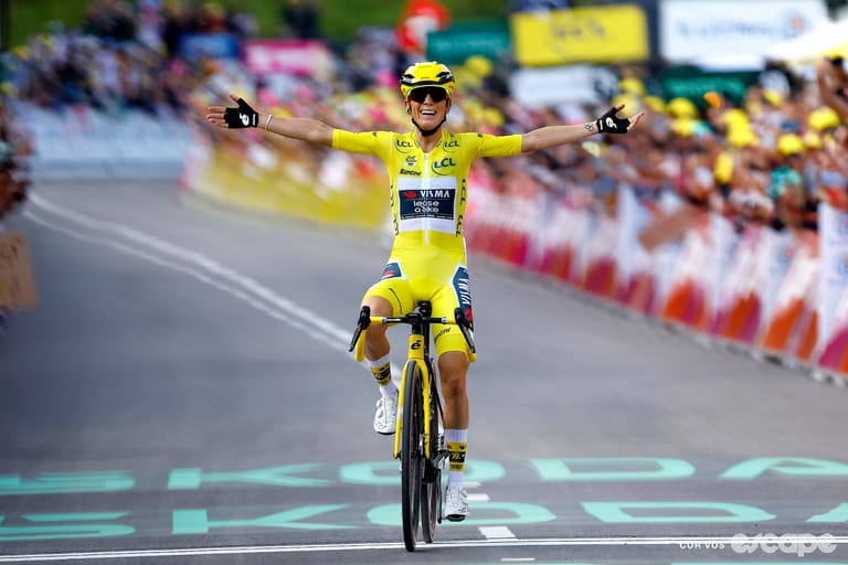 Ferrand-Prévot wraps up the Tour de France Femmes title by winning the final stage in yellow