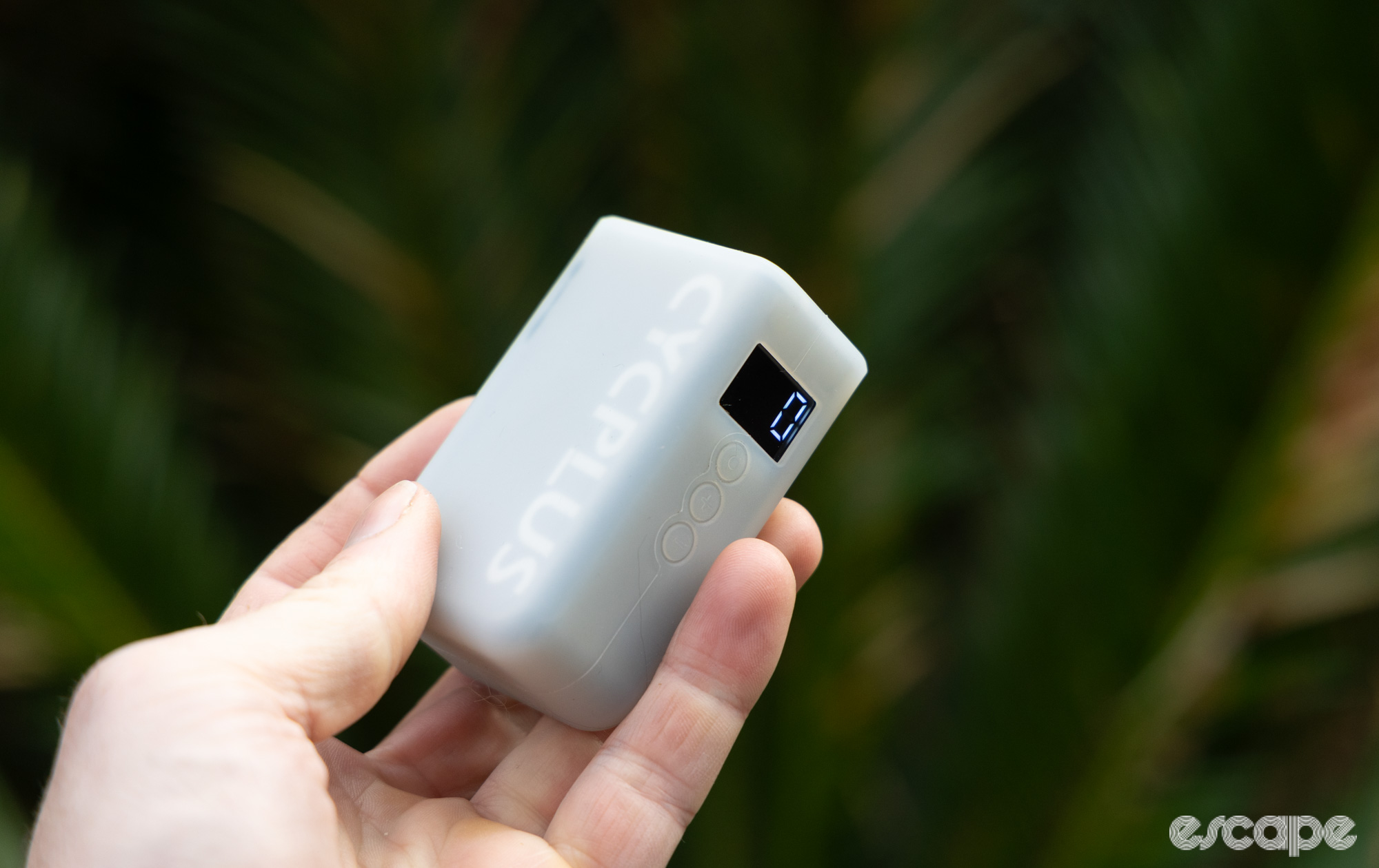 New-Best-Portable-Tyre-inflators-escape-collective-3