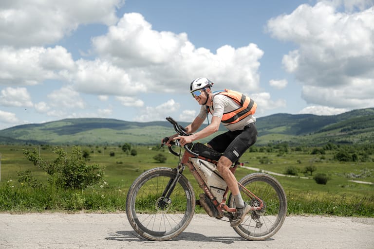 A winning Trek that suggests full-suspension gravel bikes are coming (back)